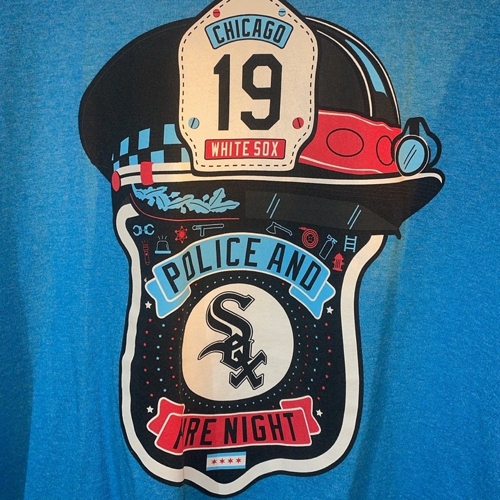 3️⃣ for 1️⃣5️⃣ Chicago White Sox - Police and Fire Night / event shirt - Picture 2 of 4